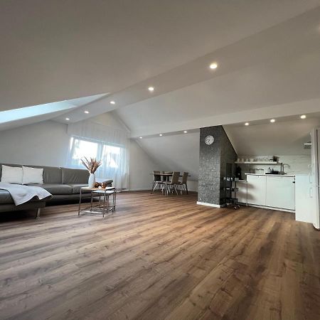 Ferienwohnung Lidu-Jene Eislingen Bagian luar foto