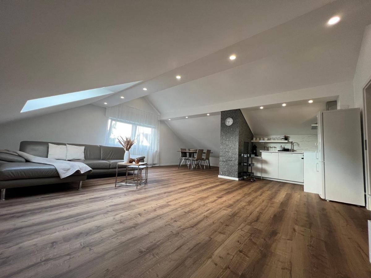 Ferienwohnung Lidu-Jene Eislingen Bagian luar foto